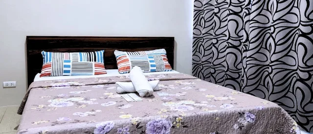 استوديو بسرير كوين، Tess and Tessha Condotel near T3 Airport 6/8