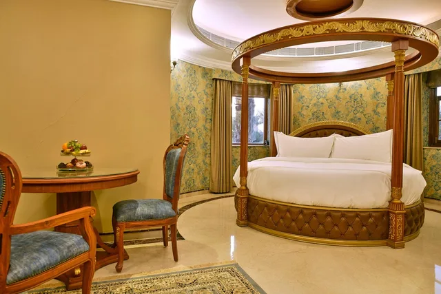 Palace, Suite, Round Bed، FORT RAJWADA JAISALMER 2/2