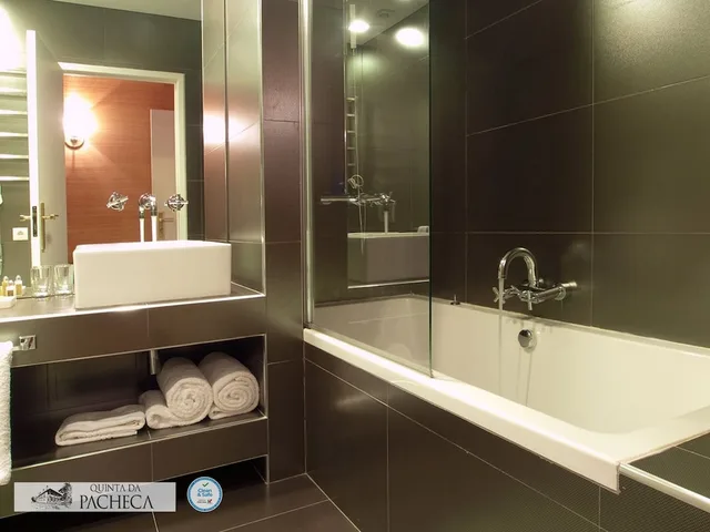 غرفة قياسية بسريرين منفصلين، The Wine House Hotel Quinta Da Pacheca 5/5