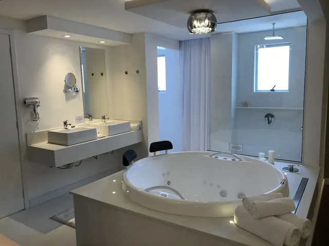 جناح بسرير كينج، Hotel Rieger 1/2