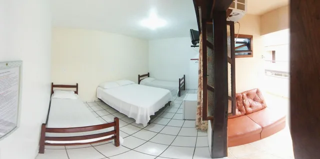 غرفة رباعية، Hotel Praia Grande 1/4