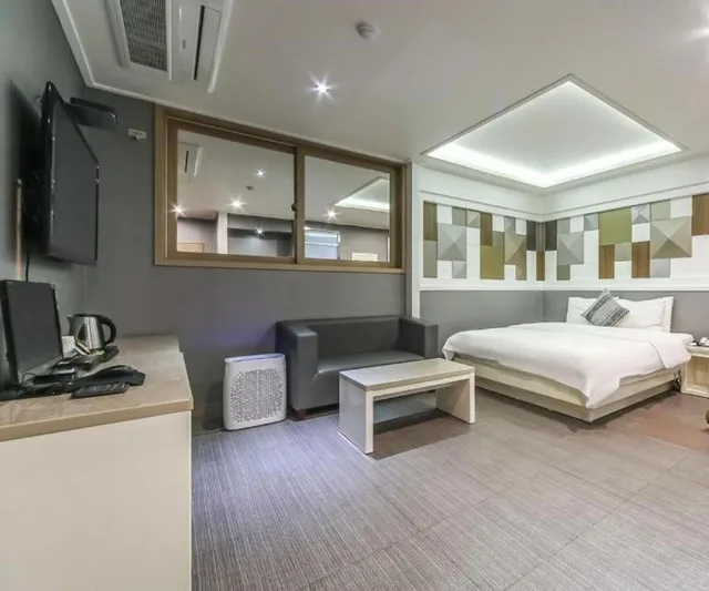 غرفة ديلوكس بسرير مزدوج، 1 Night 2 Days Hotel 2/3