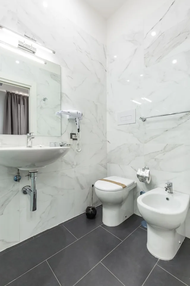 غرفة كلاسيكية بسرير مزدوج، Hotel Bella Napoli Suites 5/8