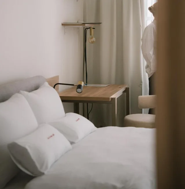 غرفة بسرير مزدوج بإطلالة على الحديقة، FortyPlusOne Hotel 5/10