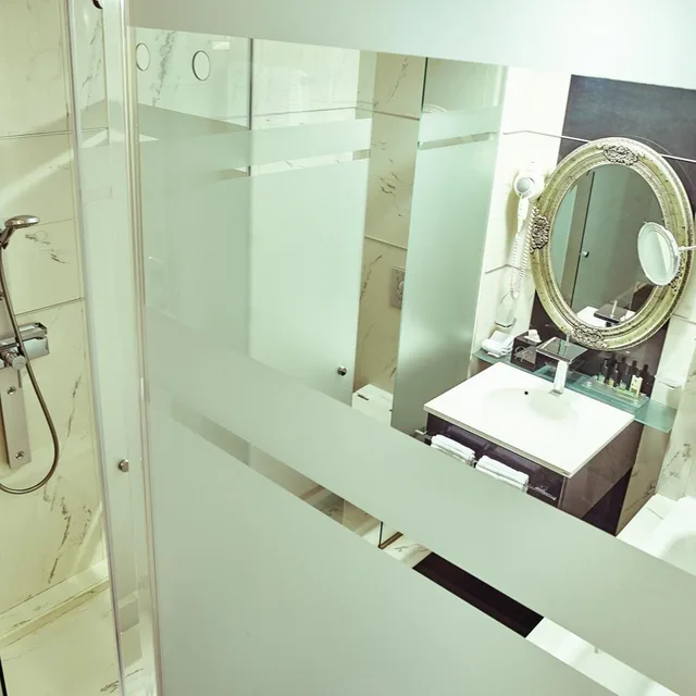 غرفة ديلوكس مفردة، Grand Hotel Continental 3/5