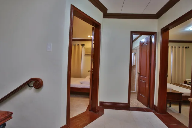 فيلا، Crown Regency Suites Mactan 3/3