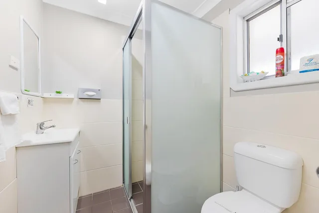 غرفة قياسية بسرير كوين، CASTLREAGH MOTOR INN 9/10