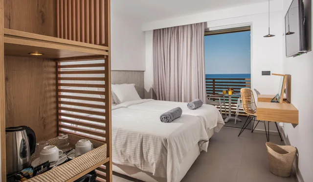 غرفة سوبيريور بإطلالة على البحر، Enorme Ammos Beach 2/3