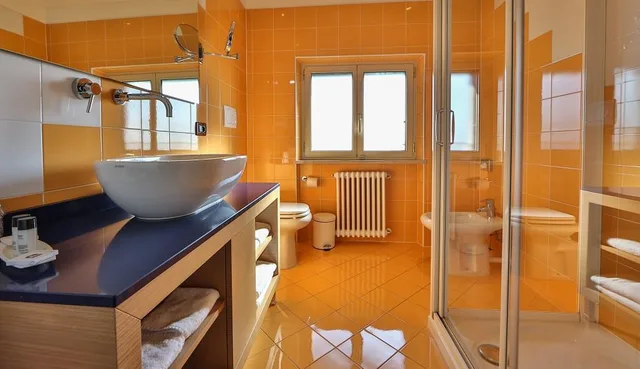 غرفة كومفورت بسرير كوين، Best Western Hotel Piemontese 3/4
