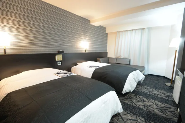 غرفة بسريرين منفصلين، APA Hotel Suzuka-Chuou 3/7