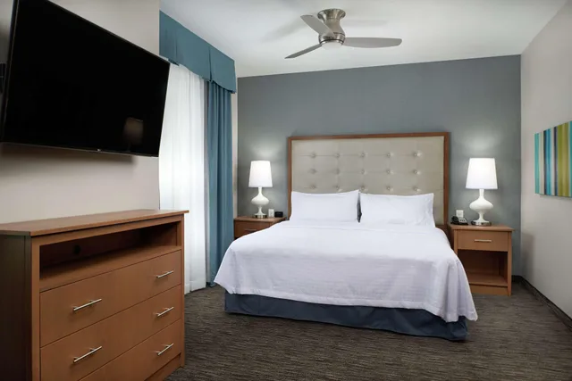 استوديو بسرير كينج، Homewood Suites by Hilton Cincinnati Midtown 1/3