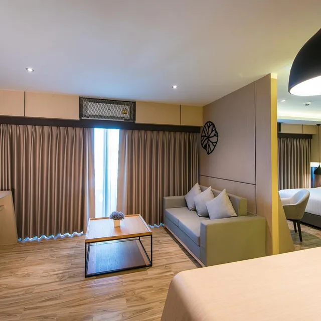 جناح، Nadee 10 Resort & Hotel 9/10