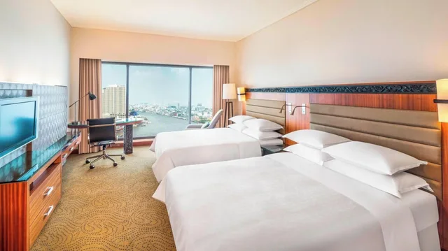 غرفة ديلوكس رباعية بإطلالة على النهر، Royal Orchid Sheraton Riverside Hotel Bangkok 1/4