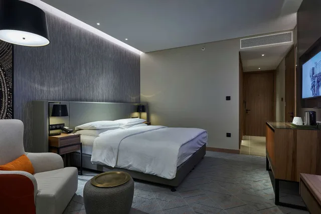 Deluxe, King Bed, Plaza View، Mysk Al Mouj Hotel 1/3