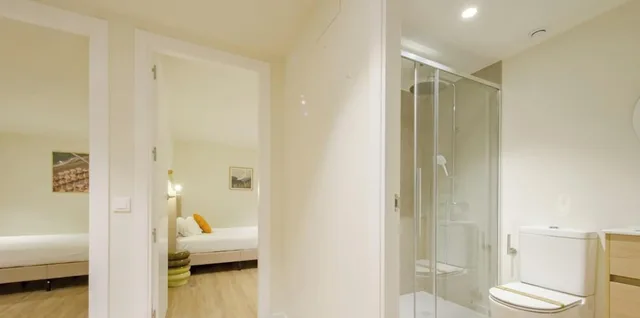شقة ديلوكس بسريرين مزدوجين بـ3 غرف نوم مع أريكة، Tu Casa Bonita en Avenida America 9/10
