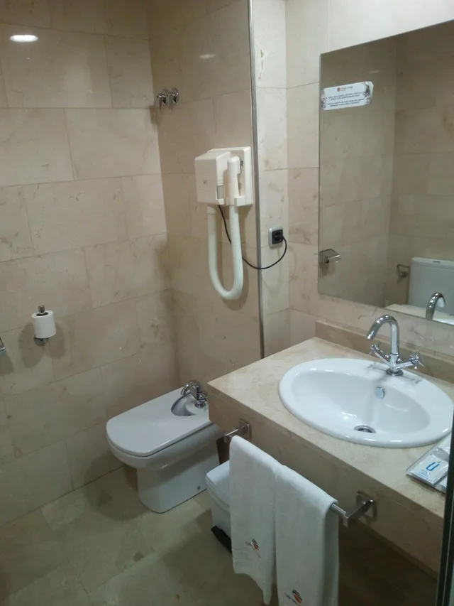 غرفة رباعية، Olimpia Hoteles 3/4