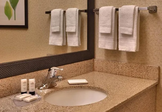 Room, 2 Queen Beds, Super 8 By Wyndham Shelbyville 5/5