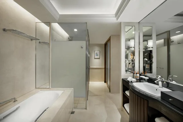 غرفة بسرير كينج للمدخنين، Crowne Plaza Nanchang Riverside 3/3