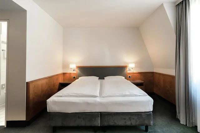 غرفة سوبيريور بسرير كوين، Seminaris Sunday Hotel Leipzig West 1/6