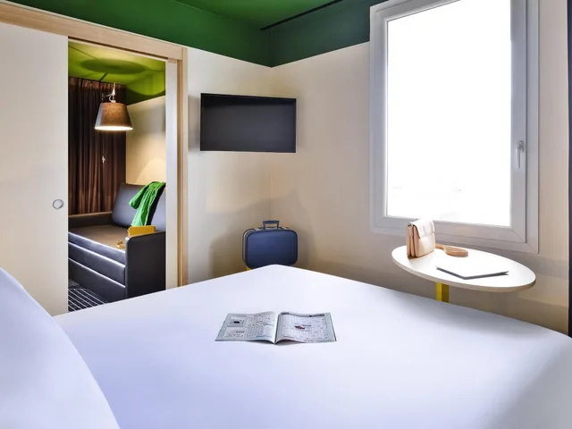 Family, Multiple Beds، Ibis Styles Lyon Meyzieu Arena Stadium 1/1