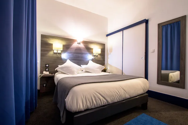 غرفة سوبيريور بسرير مزدوج، COMFORT HOTEL ACTUEL CHAMBERY CENTRE 3/10
