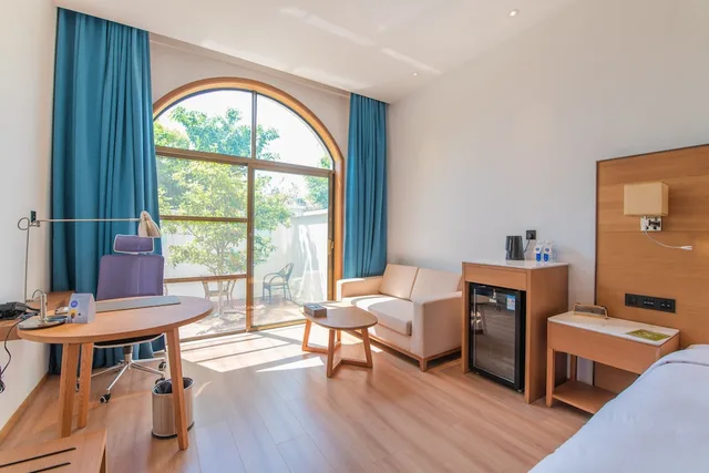 غرفة سوبيريور بسرير كينج، Novotel Suzhou Tai Lake Santeh 4/6