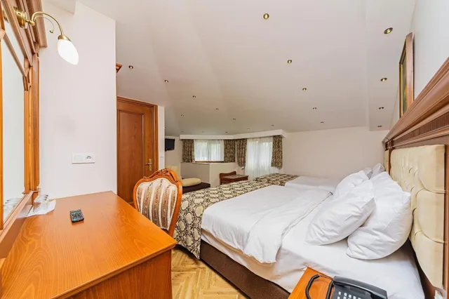 جناح عائلي، Spectra Hotel 2/6