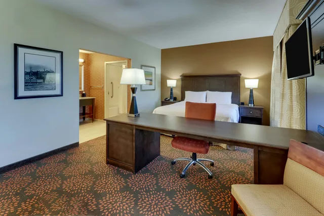 استوديو بسرير كينج لذوي الإعاقة، Hampton Inn & Suites Hartsville 7/7