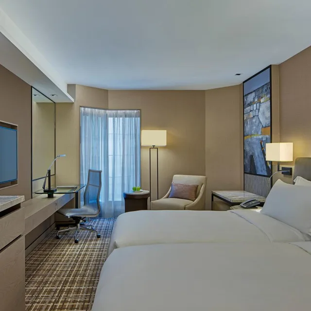 غرفة سوبيريور مفردة، New World Millennium Hong Kong 6/8