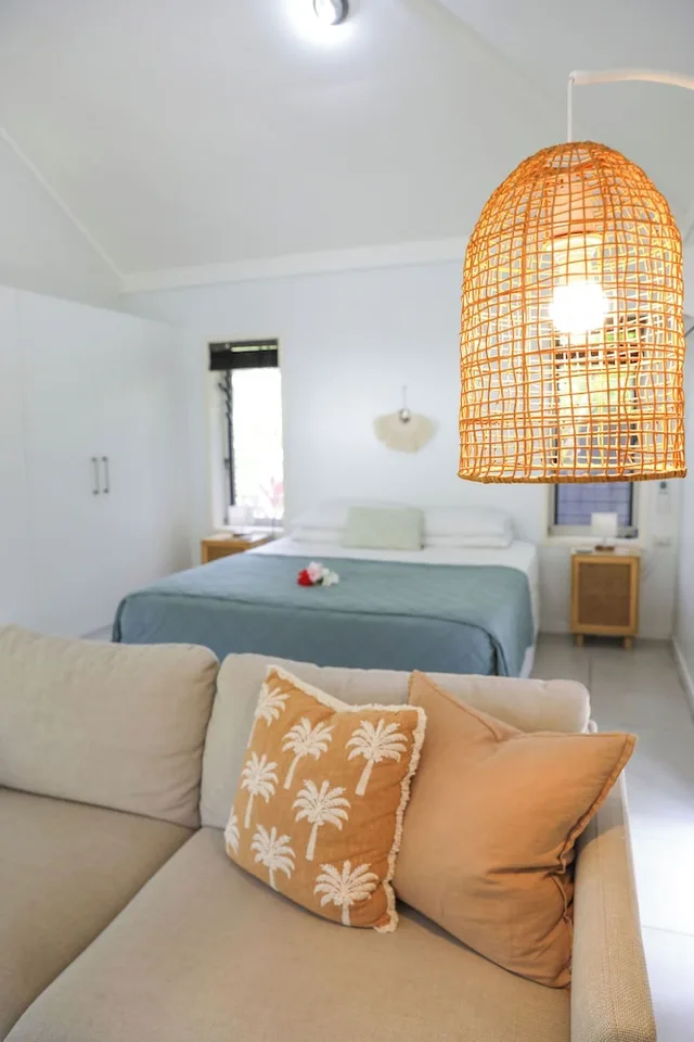 Tia, Studio, Villa, Twin Beds، Makayla Palms 3/4