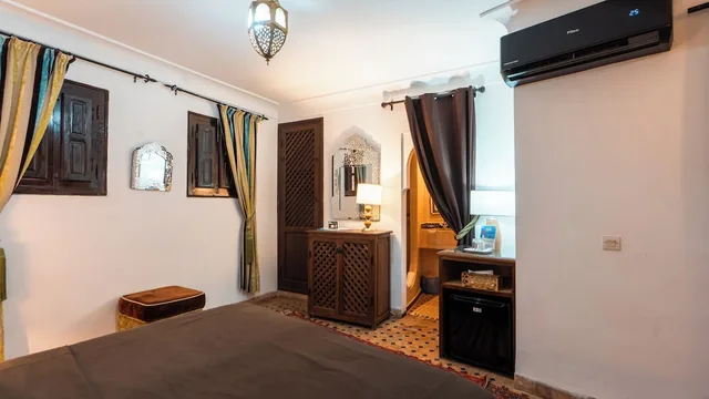 غرفة قياسية بسرير مزدوج، Riad Aubrac 9/10
