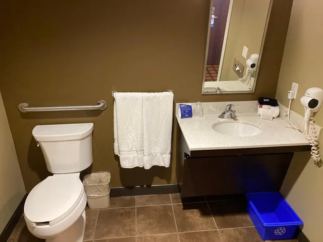 جناح بغرفة نوم واحدة لذوي الإعاقة، Microtel Inn Suites By Wyndham Timmins 9/10