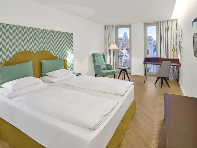 Deluxe, Double Bed, Maxx By Steigenberger Vienna 2/4