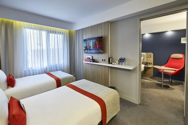 غرفة قياسية بسريرين منفصلين للمدخنين، HOLIDAY INN EXPRESS ISTANBUL - ATAKOY METRO 1/5