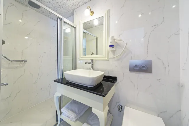 جناح عائلي، Spectra Hotel 5/6