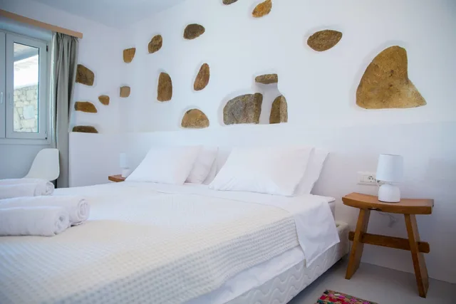غرفة قياسية بسريرين منفصلين، Bellou Suites 1/2