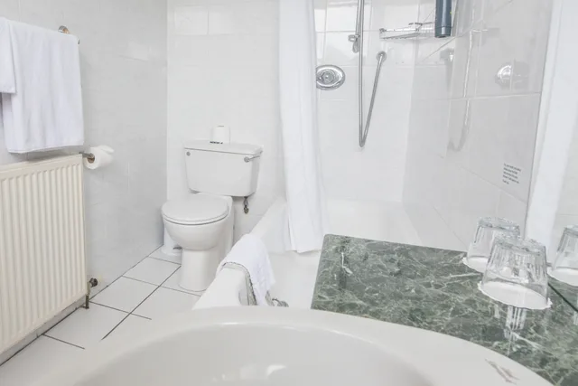 غرفة كلاسيكية بسريرين منفصلين، NETHYBRIDGE HOTEL 7/8
