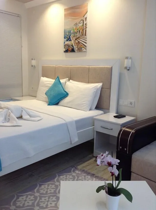 غرفة كومفورت بسرير كوين بإطلالة على البحر، Hotel Mola 1/6