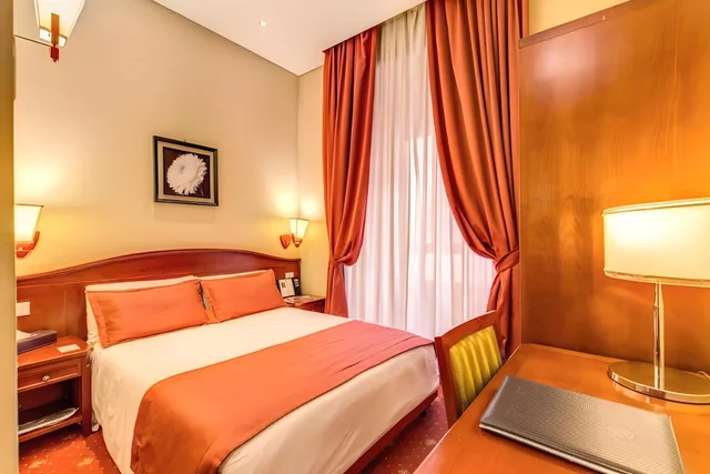 غرفة بسريرين مزدوجين بشرفة، Augusta Lucilla Palace 1/1