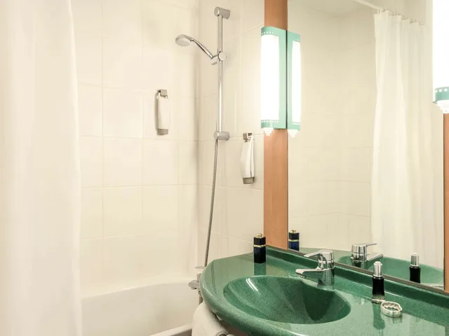 غرفة قياسية بسريرين منفصلين، Ibis Porte De Bercy 7/8