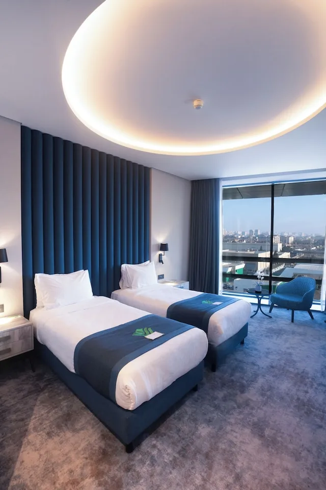 Standart Twin، Wyndham Garden Baku 1/6