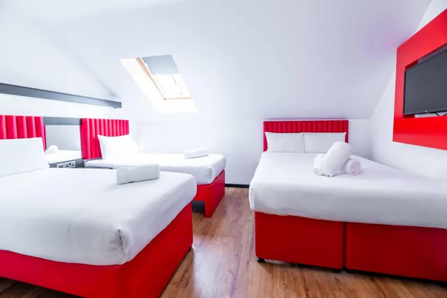 Superior, Quadruple, easyHotel Newcastle City Centre 8/10