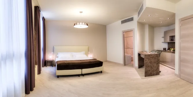Junior Suite, Forte16 View and Spa 2/4