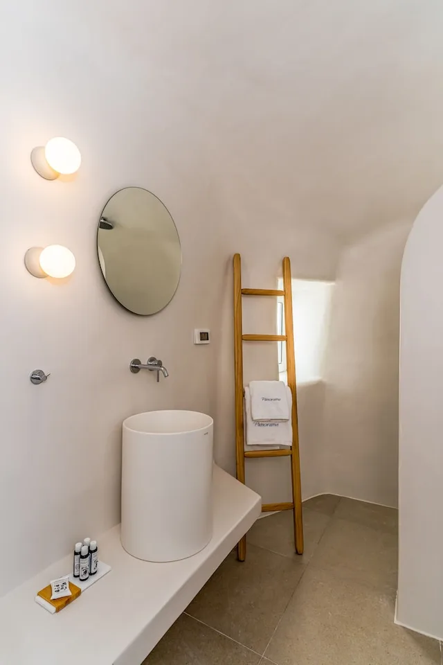 Suite, King Bed, Queen and Twin Beds, Caldera View, Sea View, Outdoor Jetted Tub، Panorama Boutique Hotel 4/4