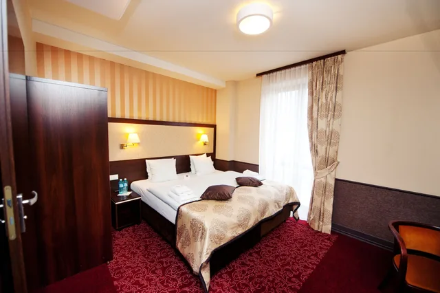 غرفة قياسية بسرير مزدوج، Hotel Wielopole 7/10