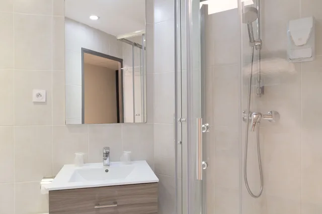 غرفة قياسية مفردة، Lille City Hotel 3/9