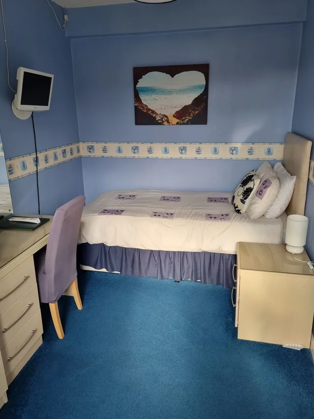 Room, Single, Single Bed, The Sands 7/10