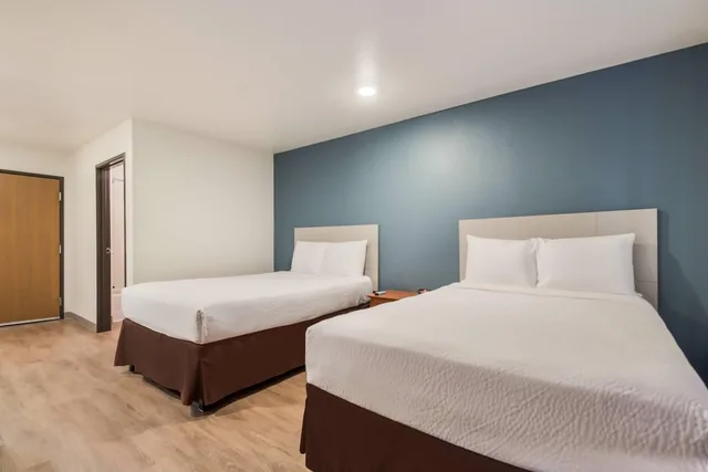 غرفة قياسية بسريرين مزدوجين، WoodSpring Suites Houston La Porte 1/2