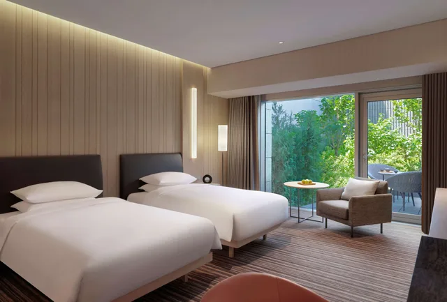 Room, Twin Beds, Terrace, Hyatt Regency Beijing Wangjing 3/5