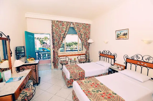 Room, Twin Beds, Garden or Pool View، Le Pacha Resort 1/1